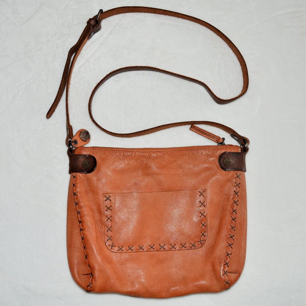 Noosa Amsterdam Medium Stiches Crossbody Bag in Cognac